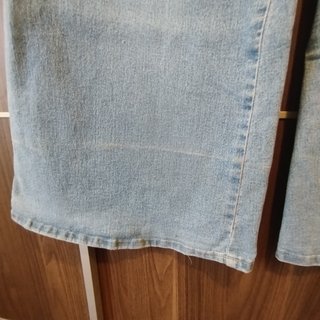 Pantalón vaquero campana Talla M