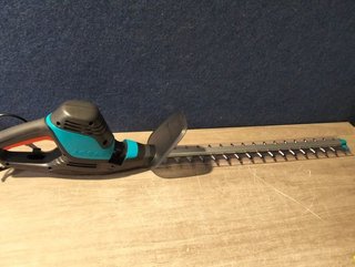 GARDENA Tijeras cortasetos eléctricas 600W