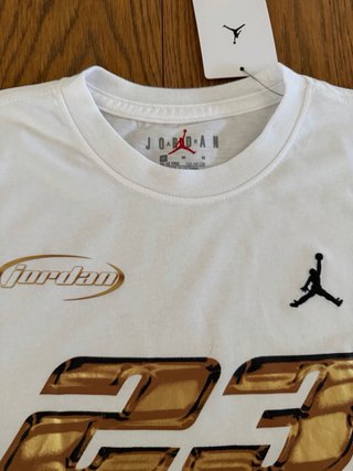 T-shirt Jordan 10-12 anni nuova