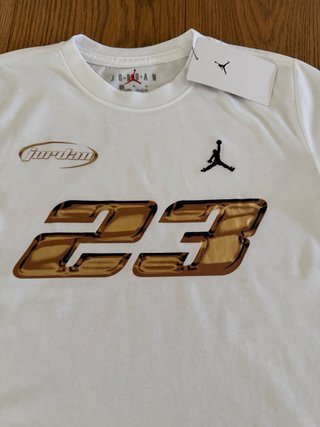 T-shirt Jordan 10-12 anni nuova