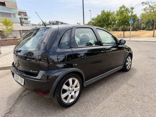 Opel CORSA 1.2 16v Etiqueta C 110.000km. 2006
