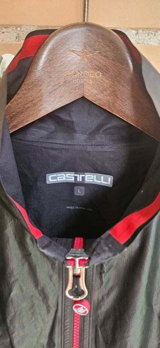 Chaqueta Castelli Gore-Tex Negra Roja