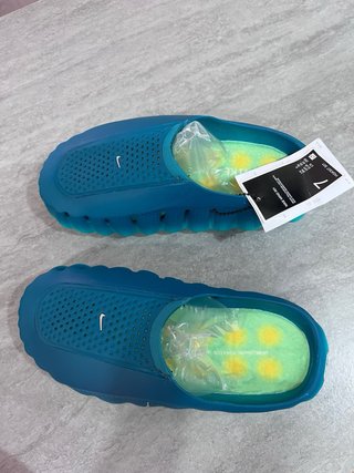Nike Mind 001 burdeos 39 y 45