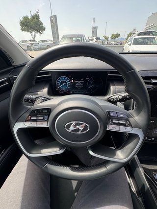 Hyundai Tucson 1.6TGDI 48v Tecno Sky