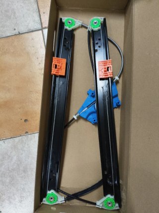 Elevalunas Delantero Derecho Porsche Cayenne, VW