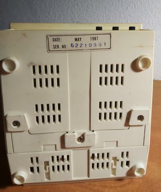Mini-TV Portátil 4.5" - Tele (año 1.987)