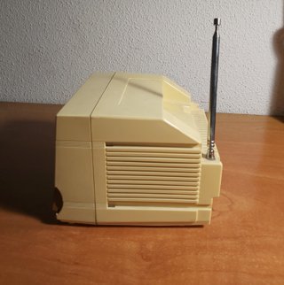Mini-TV Portátil 4.5" - Tele (año 1.987)