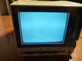 Mini-TV Portátil 4.5" - Tele (año 1.987)