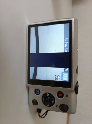 Canon IXUS 135 e 175 (Rosso e Argento)