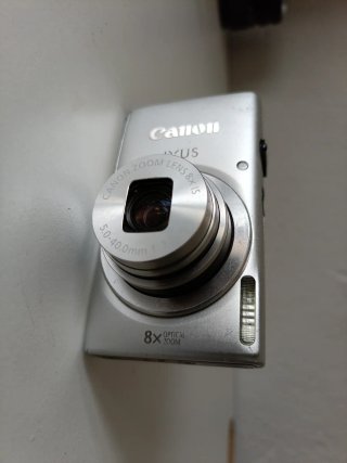 Canon IXUS 135 e 175 (Rosso e Argento)