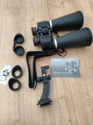 Prismáticos Celestron Skymaster Pro 15x70