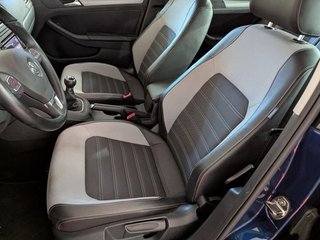 Volkswagen Jetta 2.0 TDI 140cv Sport
