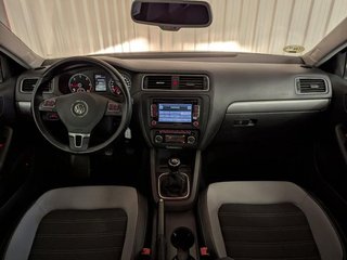 Volkswagen Jetta 2.0 TDI 140cv Sport