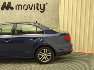 Volkswagen Jetta 2.0 TDI 140cv Sport