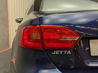 Volkswagen Jetta 2.0 TDI 140cv Sport