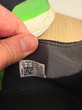 Zapatilla Adidas Ultraboost Talla 44 Negra y Verde