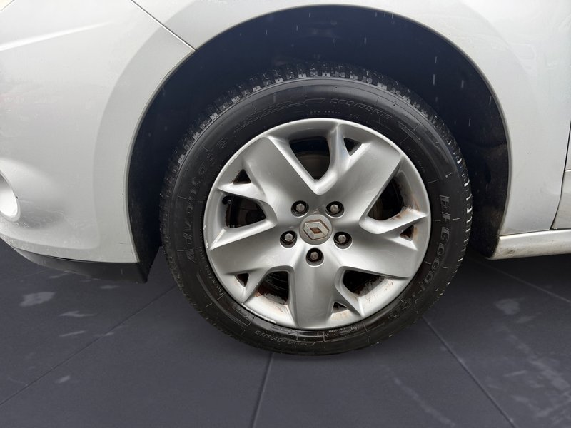 Renault Scénic 1.5 dCi Dynamique 2011, foto 9