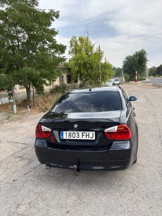 BMW 318d 2007