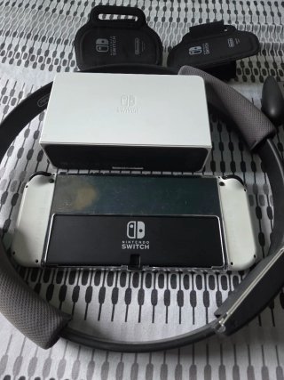 Nintendo Switch OLED + Ring Fit Adventure