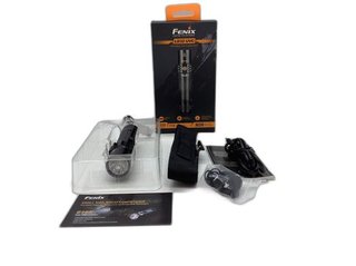 Linterna Fenix LD32 UVC