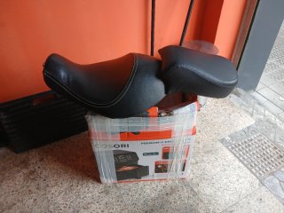 Asiento Harley Davidson 883 (2004+)