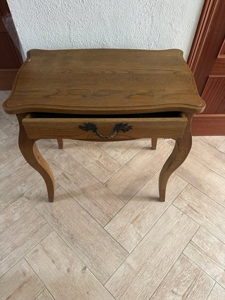 Mesa de entrada de madera