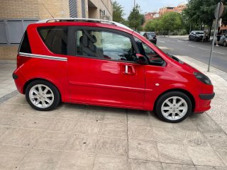 Peugeot 1007 2006