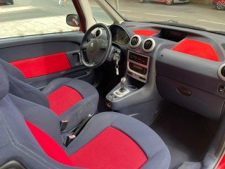 Peugeot 1007 2006