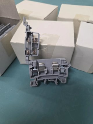 Portafusible Regleta Omega Connectech F4A