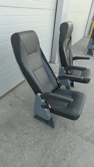 Asiento individual furgoneta con cinturón