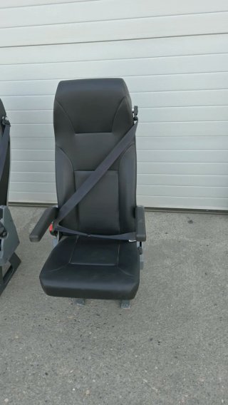 Asiento individual furgoneta con cinturón