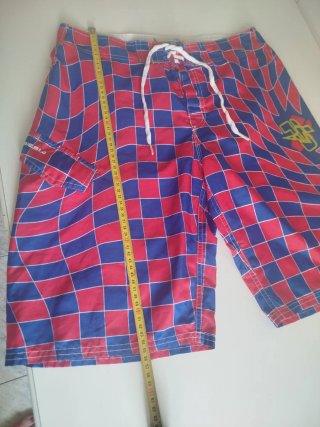 Pantalón corto cuadros Polinesia