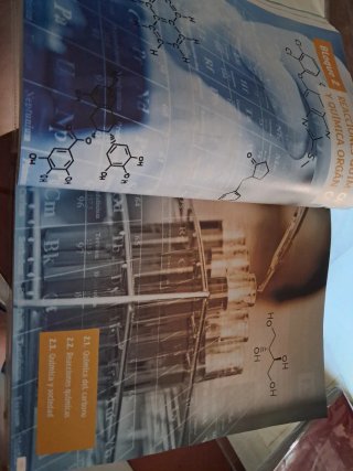 Física y Química 1o Bachillerato : Revuela