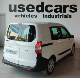 Ford Transit Courier 2019