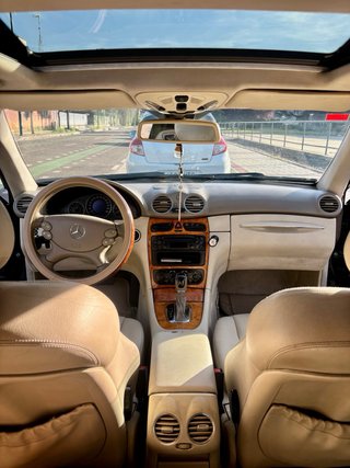 Mercedes-Benz  CLK 2003