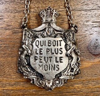 Lote de 4 placas francesas de licorera c. 1920