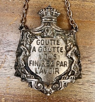 Lote de 4 placas francesas de licorera c. 1920