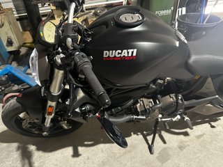 Ducati Monster 821 Negra