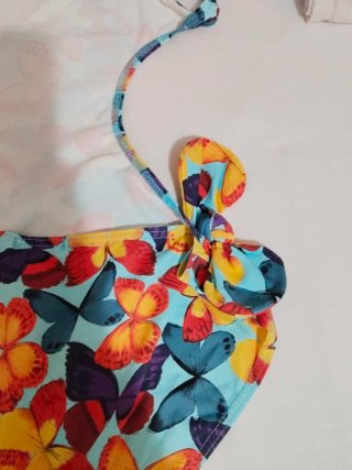 Bañador niña mariposas marca  14 años