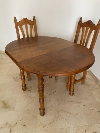 Mesa redonda madera y cristal con 4 sillas