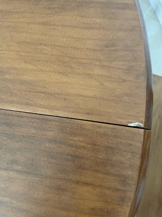 Mesa redonda madera y cristal con 4 sillas