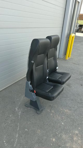 Asiento individual furgoneta negro
