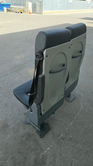 Asiento individual furgoneta negro