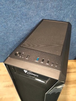 Caja Gaming Genesis IRID 513 ARGB Cristal