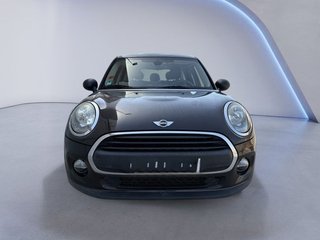 MINI Cooper First (2016)