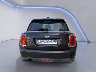 MINI Cooper First (2016)