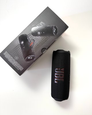 Altavoz JBL Flip 7 Negro - seminuevo