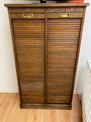 Mueble archivador de madera