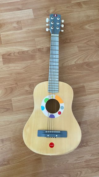 Guitarra infantil de juguete Janod