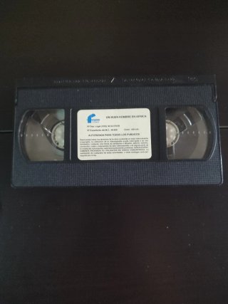 Un buen hombre en África VHS edición Videoclub